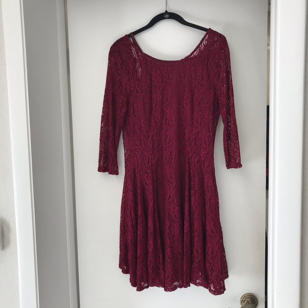 Fishbowl lace dress, lined